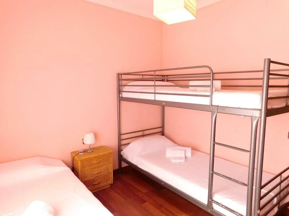Holiday Home Passeig De Can Sole 卡斯特尔德费尔斯