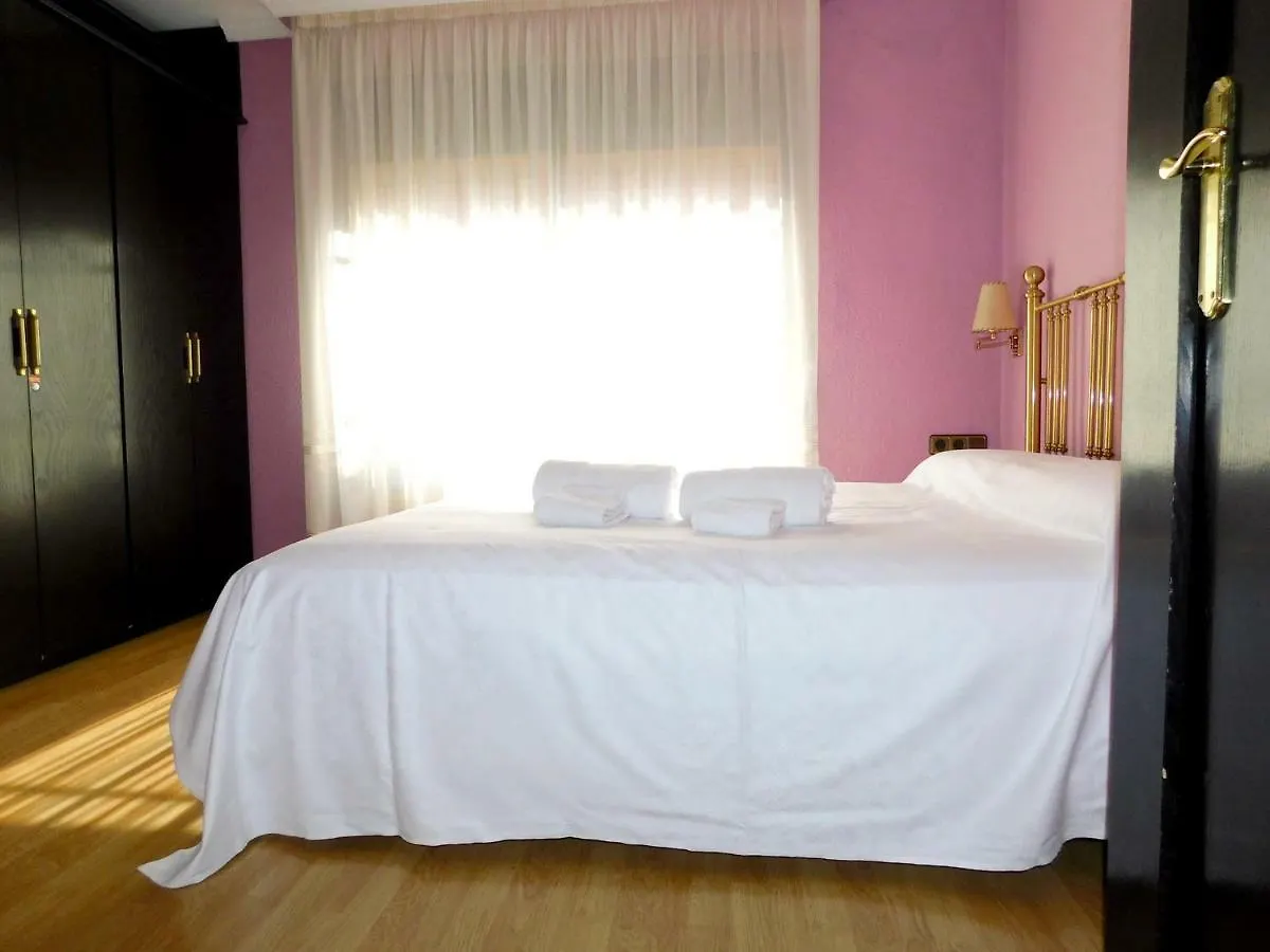 Holiday Home Passeig De Can Sole カステルデフェルス